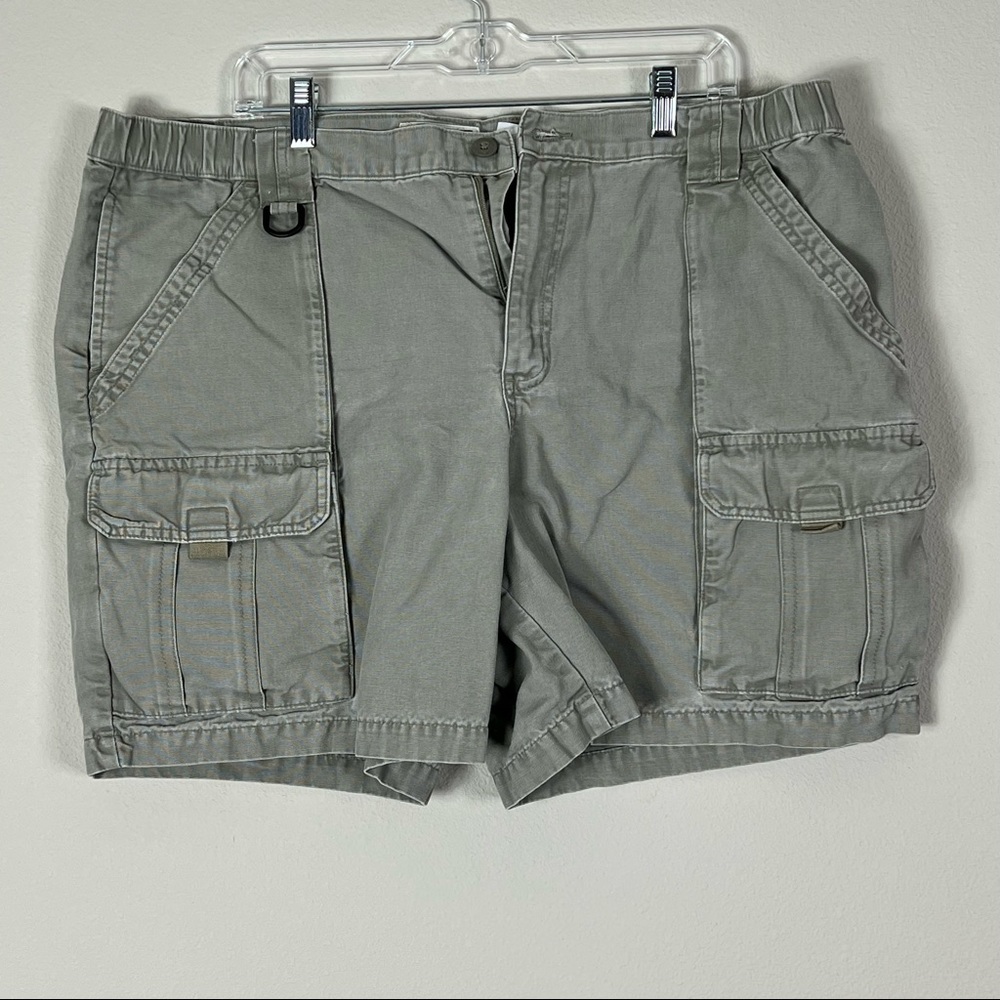 Columbia 6 Pocket Cargo Shorts